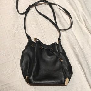 Vince Camuto Small leather bucket bag NICE